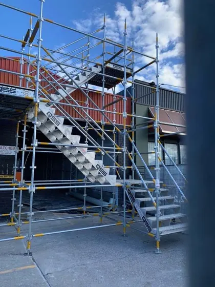 Roof access scaffold